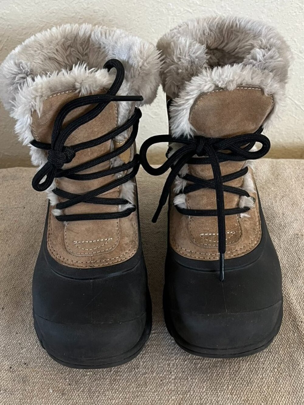Sorel Woman's ANGEL Waterproof Outdoor Winter Boots Sz 5